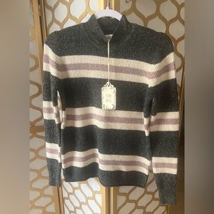 NWT Pink Rose Pullover Sweater